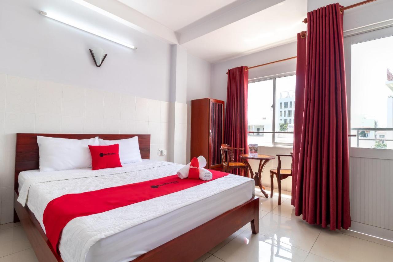 Reddoorz Near Tran Nao Street 2* TP. Hồ Chí Minh