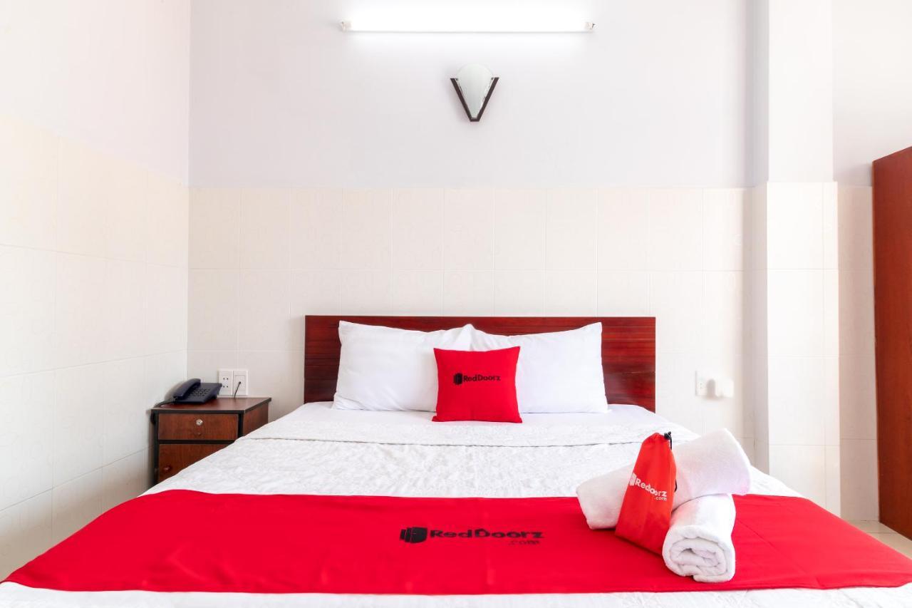 Reddoorz Near Tran Nao Street TP. Hồ Chí Minh