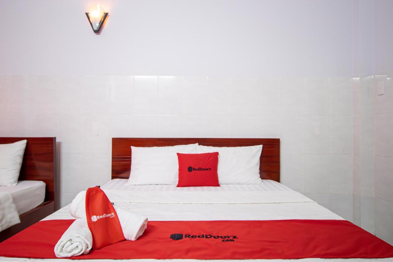 Reddoorz Near Tran Nao Street Hotel 2*